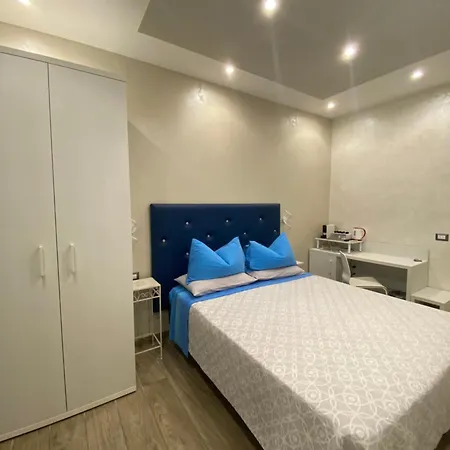 Domus Cinecitta Bed & Breakfast 4*