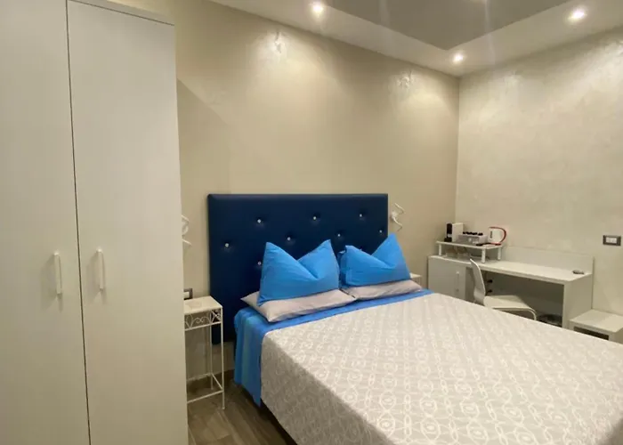 Domus Cinecitta Frühstückspension 4*