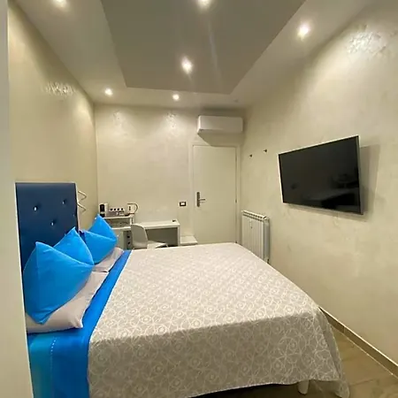 Domus Cinecitta 4* רומא
